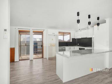 House For Sale - TAS - West Ulverstone - 7315 - Jump Into Jerling  (Image 2)