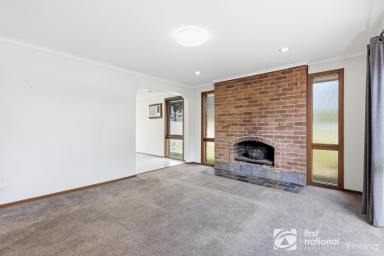 House For Sale - VIC - Cranbourne North - 3977 - PERFECT DUAL OCCUPANCY OPPORTUNITY (STCA) ON AN IMPRESSIVE 805m² (APPROX.) ALLOTMENT (Image 2)