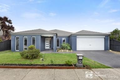 House For Sale - VIC - Pakenham - 3810 - ONE FOR THE GROWING FAMILY  (Image 2)