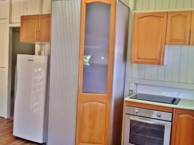 House For Lease - QLD - Wowan - 4702 - Charming Cottage Living – Peaceful Wowan Location (Image 2)