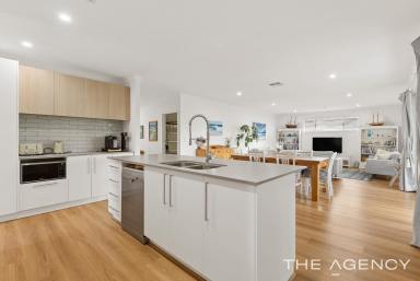 House For Sale - WA - Dawesville - 6211 - Contemporary Comfort & Resort-Style Living in Timbers Edge  (Image 2)