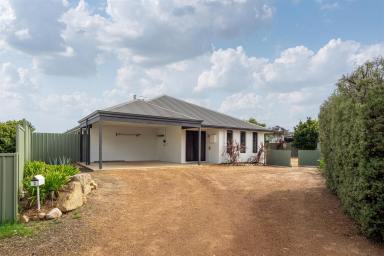 House For Sale - WA - Margaret River - 6285 - Spacious Family Home on Large Block with Side Access & Future Potential  (Image 2)