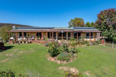 Lifestyle Auction - NSW - Goulburn - 2580 - 'Strathrock' at Yarra 
Location, Privacy and Scale  (Image 2)