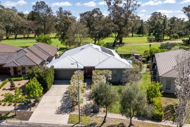 House For Sale - NSW - Mudgee - 2850 - LUXURIOUS GOLF COURSE RESIDENCE  (Image 2)