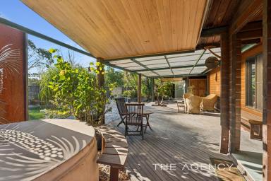 House For Sale - WA - Orange Grove - 6109 - A Super-Size Lifestyle Upgrade  (Image 2)