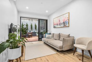 Unit Leased - VIC - Cheltenham - 3192 - GROUND FLOOR - HUGE DECK! (Image 2)