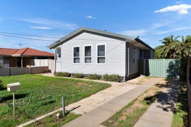 House For Sale - VIC - Mildura - 3500 - Comfortable Living on a Generous 671m² Block  (Image 2)