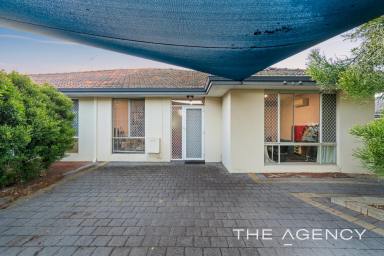 House For Sale - WA - Carlisle - 6101 - Modern Comfort and Effortless Living in a Prime Carlisle Locale  (Image 2)