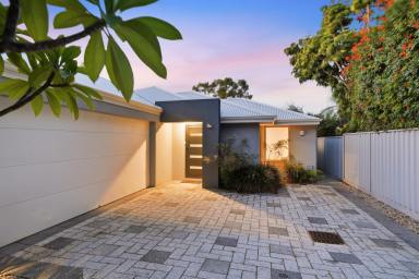 House For Sale - WA - Willagee - 6156 - Move in Ready Modern Living in a Peaceful Rear Position  (Image 2)