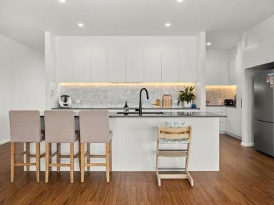 House For Lease - NSW - Old Bar - 2430 - Spacious Family Home with Quality Finishes in a Sought-After Location  (Image 2)