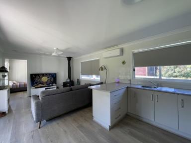 House For Sale - NSW - Gundagai - 2722 - Modern cottage with space to relax  (Image 2)