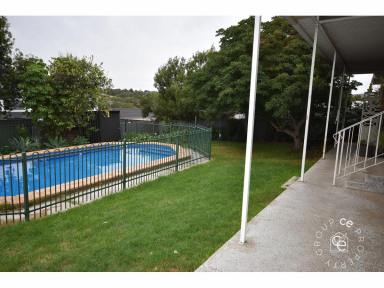 House For Lease - SA - Ridgehaven - 5097 - Furnished, Comfortable home with inground pool  (Image 2)