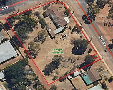 House For Sale - WA - Brookton - 6306 - Prime Corner Site | Rare Mixed-Use Opportunity in the Heart of Brookton  3579m2  (Image 2)