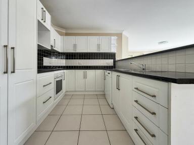 House For Sale - NSW - Young - 2594 - Relax and Live  (Image 2)