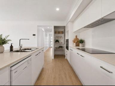 House For Sale - NSW - Old Bar - 2430 - DECEPTIVELY LARGE HOME IN QUIET STREET  (Image 2)