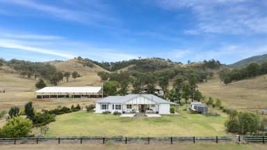 Lifestyle For Sale - NSW - Ogunbil - 2340 - "THE VALLEY" LIVE YOUR LUXURY EQUINE LIFESTYLE  (Image 2)
