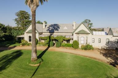 Lifestyle For Sale - NSW - Wagga Wagga - 2650 - 'Borambola Homestead' (Image 2)