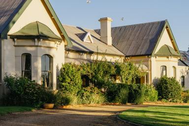 Lifestyle For Sale - NSW - Wagga Wagga - 2650 - 'Borambola Homestead' (Image 2)