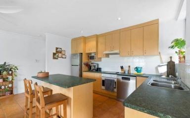 Unit Leased - QLD - Clayfield - 4011 - Elevated Clayfield Living Breezy 2-Bedroom Apartment (Image 2)