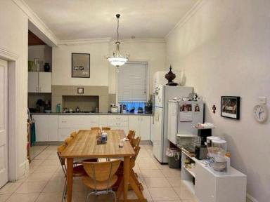 House For Lease - NSW - Chatswood - 2067 - A large 3 bedroom house pet friendly in the heart of Chatswoods  (Image 2)