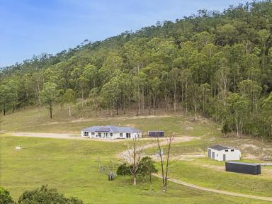 Lifestyle Auction - NSW - Clarence Town - 2321 - Your Dreams Can Come True!  (Image 2)