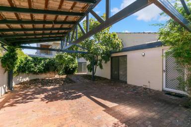 Villa For Sale - WA - Como - 6152 - LOCK & LEAVE LIFESTYLE (Image 2)