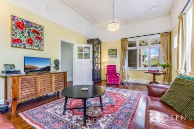 House For Sale - VIC - Quarry Hill - 3550 - Charming Period Elegance in a Prime Lifestyle Location (Image 2)