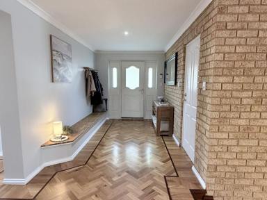 House For Sale - WA - Marangaroo - 6064 - Large Family Home  (Image 2)