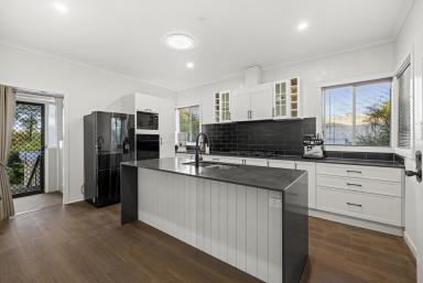 House For Sale - QLD - Centenary Heights - 4350 - Large Family Home in Centenary Heights  (Image 2)
