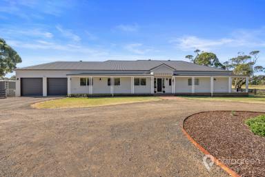 House For Sale - VIC - Port Albert - 3971 - MAGNIFICENT COUNTRY HOME  (Image 2)