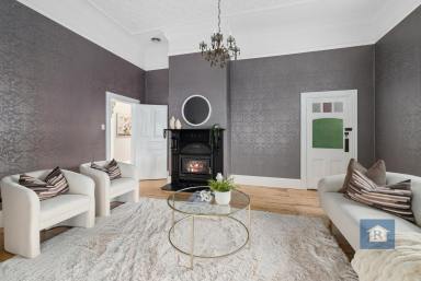 House For Sale - VIC - Colac - 3250 - A Family Favourite on Jennings Street...  (Image 2)