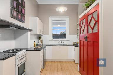 House For Sale - VIC - Colac - 3250 - A Family Favourite on Jennings Street...  (Image 2)
