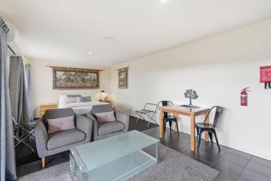 House For Lease - TAS - New Norfolk - 7140 - Peaceful retreat  (Image 2)