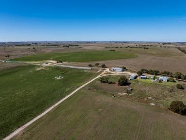 Mixed Farming For Sale - SA - Lochaber - 5271 - Ferndale and Broome Flat  (Image 2)