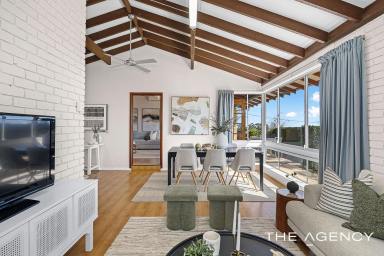 House For Sale - WA - Hillarys - 6025 - Space, Soul, Scenery and Style!  (Image 2)