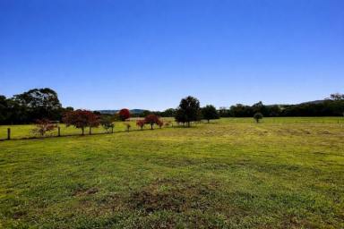 Residential Block For Sale - VIC - Glenburn - 3717 - Prime Lifestyle Acreage with Creek Frontage & Quality Infrastructure  (Image 2)