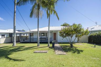 House For Sale - NSW - Sawtell - 2452 - Sensational Sawtell Family Home  (Image 2)