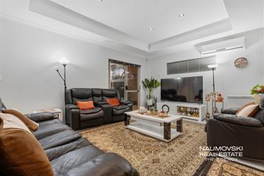 House For Sale - WA - Westminster - 6061 - MODERN LIVING!  (Image 2)