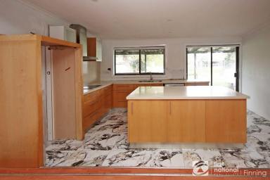 House For Lease - VIC - Devon Meadows - 3977 - Spacious Family Living in Peaceful Devon Meadows – Approx. 3 Acres  (Image 2)