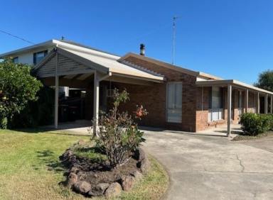 House For Lease - VIC - Bairnsdale - 3875 - Spacious Family Living in a Quiet, Convenient Location - APPLICATION PENDING  (Image 2)