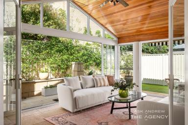 House For Sale - WA - Booragoon - 6154 - LUXURIOUS ENTERTAINER  (Image 2)