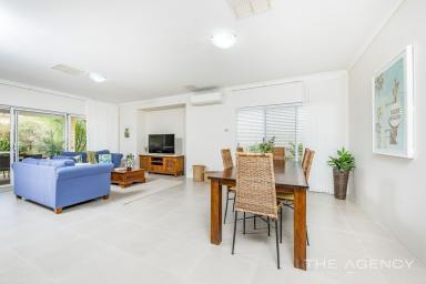 House For Sale - WA - Jindalee - 6036 - Stunning Coastal Living in Sought After Jindalee Beachside Estate  (Image 2)