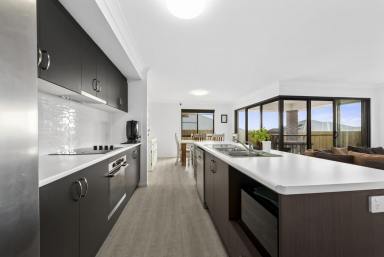 House For Sale - QLD - Torrington - 4350 - Spacious Family Home - Quiet Cul-De-Sac Position !  (Image 2)