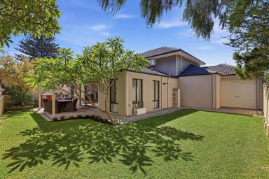 House For Sale - WA - Shoalwater - 6169 - Shoalwater Starts Here  (Image 2)