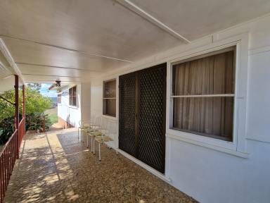 House For Sale - NSW - Gundagai - 2722 - First Home Buyers, Renovators and Investors.  (Image 2)