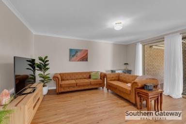 Unit For Sale - WA - Rockingham - 6168 - SUPER VILLA  (Image 2)