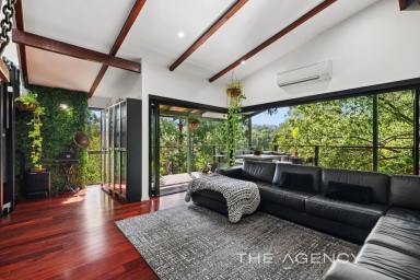 House For Sale - WA - Darlington - 6070 - Designed to Elevate Your Senses - Gorgeous Treetop Retreat  (Image 2)