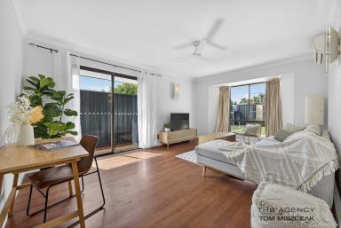 House For Sale - WA - Forrestfield - 6058 - Quality Street Front Home in a Premium Position.  (Image 2)