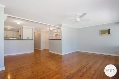 House Leased - NSW - Lavington - 2641 - SPACIOUS FAMILY HOME (Image 2)