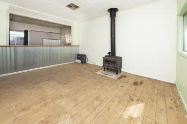 House For Sale - VIC - Nyah - 3594 - Small on Stature, Big on Potential  (Image 2)